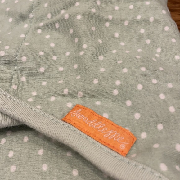Two SwaddleMe Swaddles - Size Small/Medium - Picture 3 of 4